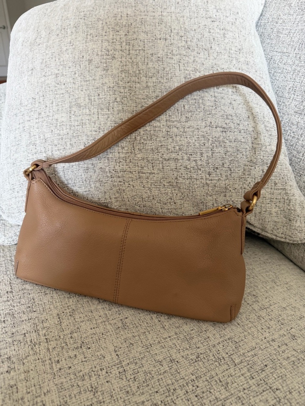 Stone Mountain Tan Pebbled Leather Baguette Bag 5.5x12